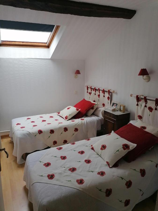 Chez Mamie Jo A La Campagne Panzió Ponlat-Taillebourg Kültér fotó
